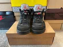 Load image into Gallery viewer, Jordan 5 “Black Metallic”
