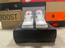 Load image into Gallery viewer, Jordan 3 “True Blue”
