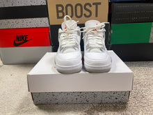 Load image into Gallery viewer, Jordan 4 “White Oreo”
