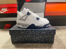 Load image into Gallery viewer, DS Jordan 4 “Midnight Navy”
