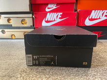Load image into Gallery viewer, Jordan 11 Low “Bred”
