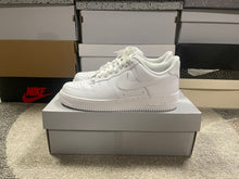 Load image into Gallery viewer, VNDS Nike Air Force 1 “White”
