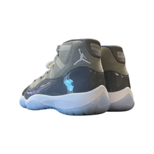 Load image into Gallery viewer, Jordan 11 “Cool Grey”
