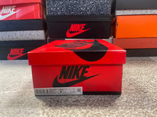 Load image into Gallery viewer, DS Jordan 1 “Starfish”
