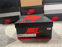 Load image into Gallery viewer, Jordan 1 “Court Purple”
