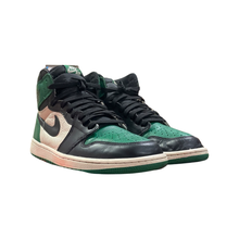 Load image into Gallery viewer, Jordan 1 “Pine Green”
