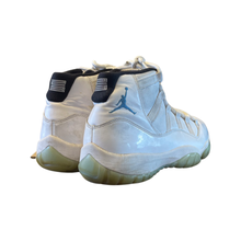 Load image into Gallery viewer, Jordan 11 “Legend Blue”
