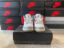 Load image into Gallery viewer, Jordan 3 “True Blue”
