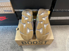Load image into Gallery viewer, Yeezy 700 “Mauve”
