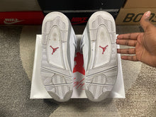 Load image into Gallery viewer, Jordan 4 “White Oreo”
