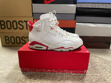 Load image into Gallery viewer, Jordan 6 “Red Oreo”
