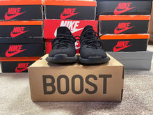 Load image into Gallery viewer, Yeezy 350 “Bred”
