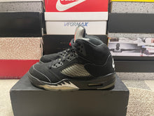 Load image into Gallery viewer, Jordan 5 “Black Metallic”

