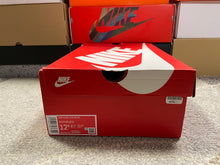 Load image into Gallery viewer, VNDS Nike Dunk Low “Georgetown”
