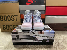 Load image into Gallery viewer, Jordan 5 “Easter”
