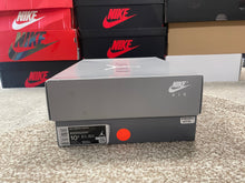 Load image into Gallery viewer, Jordan 11 “Cool Grey”
