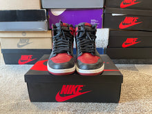 Load image into Gallery viewer, 2016 Jordan 1 “Banned”
