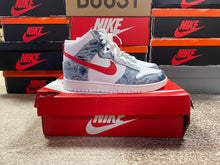 Load image into Gallery viewer, DS Nike Dunk High “Washed Denim”
