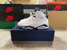 Load image into Gallery viewer, Jordan 6 “Midnight Navy”
