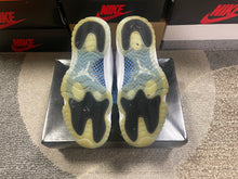 Load image into Gallery viewer, Jordan 11 Low “Legend Blue”
