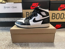 Load image into Gallery viewer, 2014 Jordan 1 “Black White”
