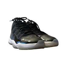 Load image into Gallery viewer, Jordan 11 “Space Jam”
