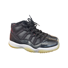 Load image into Gallery viewer, Jordan 11 “72-10”
