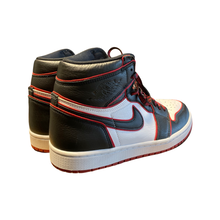 Load image into Gallery viewer, Jordan 1 “Bloodline”
