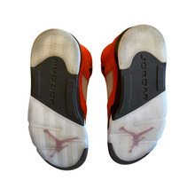 Load image into Gallery viewer, Jordan 5 “Raging Bull”
