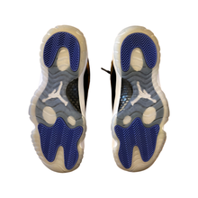 Load image into Gallery viewer, Jordan 11 “Space Jam”
