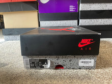 Load image into Gallery viewer, Jordan 4 “Fire Red”
