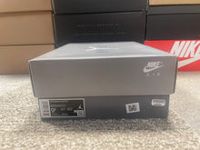 Load image into Gallery viewer, Jordan 11 “Cool Grey”
