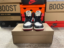 Load image into Gallery viewer, 2013 Jordan 1 “Black Toe”
