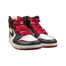Load image into Gallery viewer, Jordan 1 “Bloodline”
