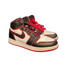 Load image into Gallery viewer, Jordan 1 “Bloodline”
