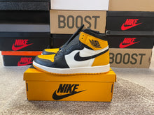 Load image into Gallery viewer, DS Jordan 1 “Taxi”

