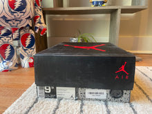 Load image into Gallery viewer, DS Jordan 4 “Motorsport”
