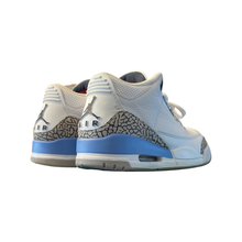 Load image into Gallery viewer, Jordan 3 “UNC”
