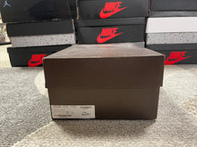 Load image into Gallery viewer, Gucci Supreme Canvas Sneakers
