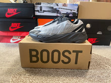Load image into Gallery viewer, Yeezy 700 MNVN “Metallic”
