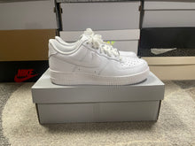 Load image into Gallery viewer, VNDS Nike Air Force 1 “White”

