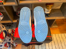 Load image into Gallery viewer, VNDS Jordan 1 “University Blue”

