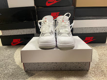 Load image into Gallery viewer, Jordan 4 “White Oreo”
