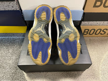 Load image into Gallery viewer, Jordan 11 “Space Jam”
