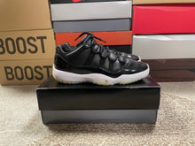 Load image into Gallery viewer, Jordan 11 Low “72-10”

