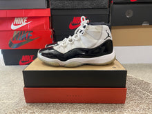 Load image into Gallery viewer, Jordan 11 “Concord”
