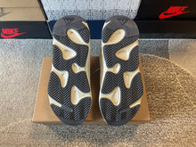 Load image into Gallery viewer, VNDS Yeezy 700 “Analog”
