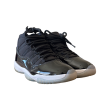 Load image into Gallery viewer, Jordan 11 “Space Jam”
