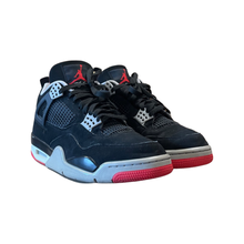 Load image into Gallery viewer, Jordan 4 “Bred”
