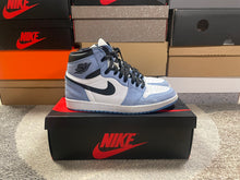 Load image into Gallery viewer, Jordan 1 “University Blue”
